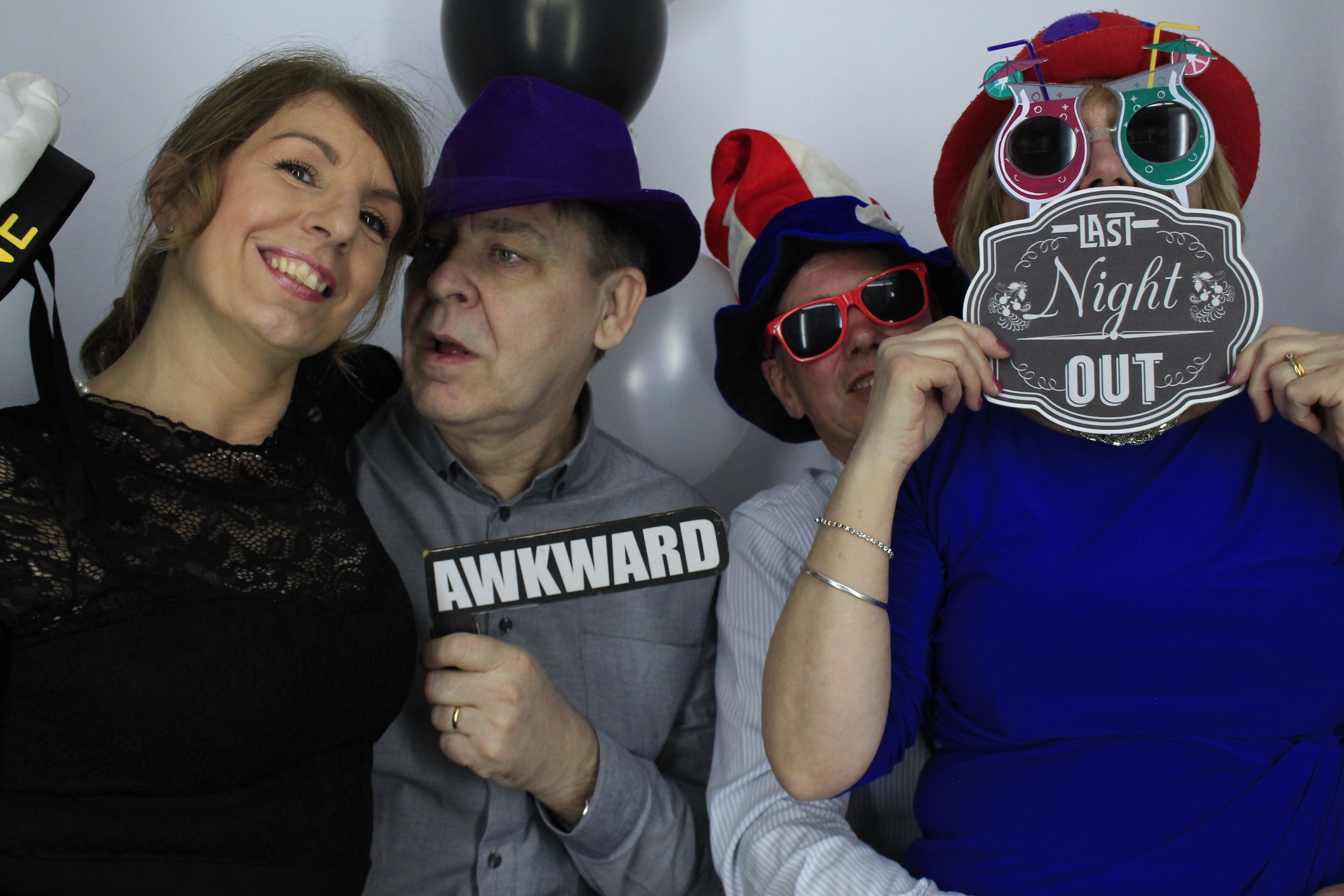 Darren and sarah’s 40th birthday celebration | View more photos from the event at gallery.myphotoboothexperience.co.uk/u/MyPhotoBoothExperienceLtd/Darren-and-sarah’s-40th-birthday-celebration